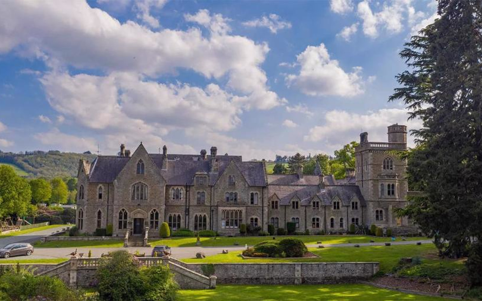 Mellington Hall Country House Hotel