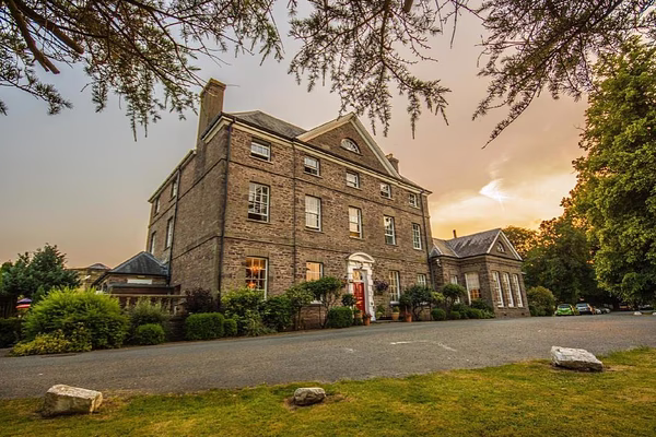 Peterstone Court Hotel