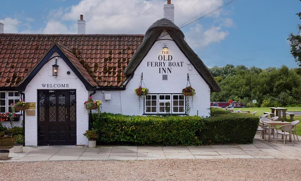 Old Ferry Boat by Greene King Inns