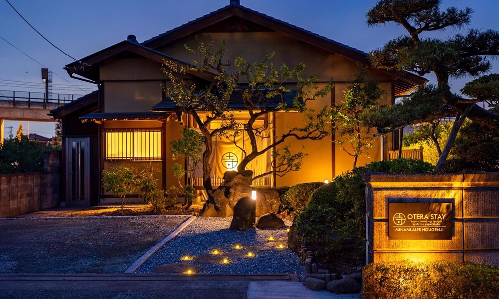 Temple Hotel 南アルプス法源寺