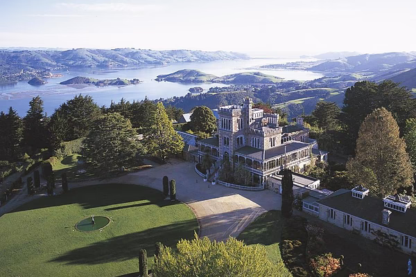 Larnach Lodge