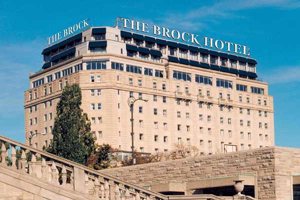 The Brock Niagara Falls Fallsview, Tapestry by Hilton