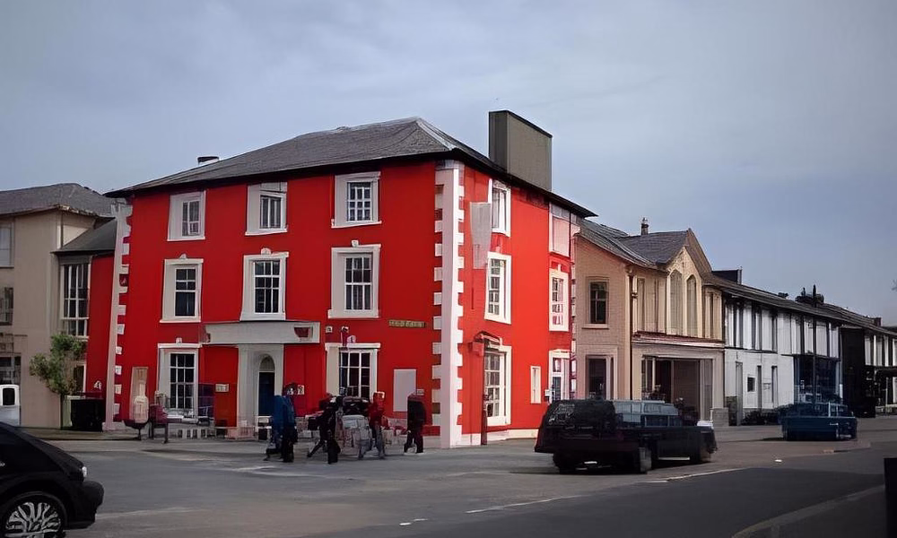 Castle Hotel