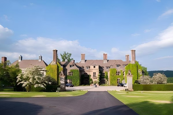 Llangoed Hall Hotel