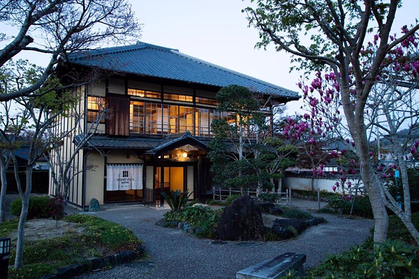 Nipponia Hotel Ozu Castle Town