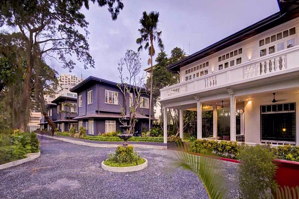 The Henry Hotel Manila