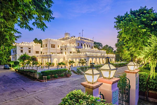 The Baradari Palace