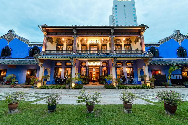 Cheong Fatt Tze, The Blue Mansion