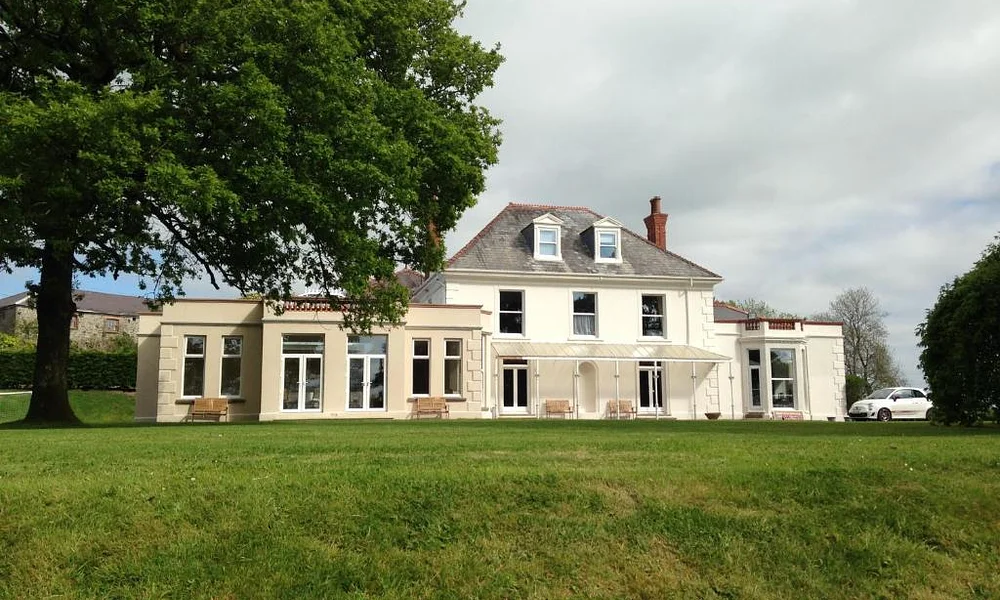 Mansion House Llansteffan