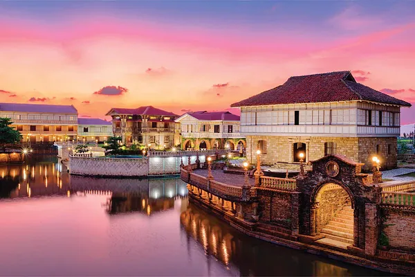 Las Casas Filipinas de Acuzar