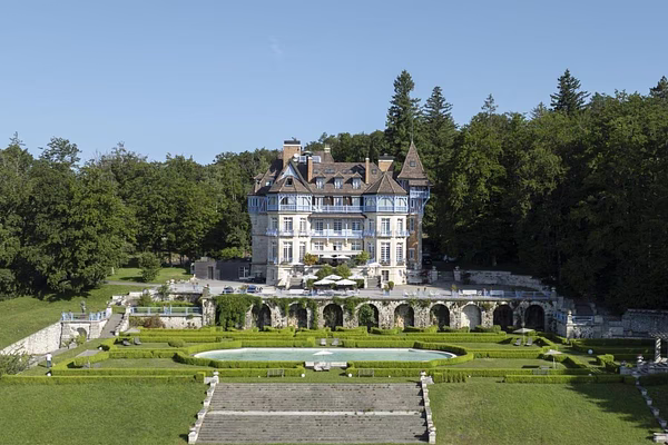 Château des Avenieres